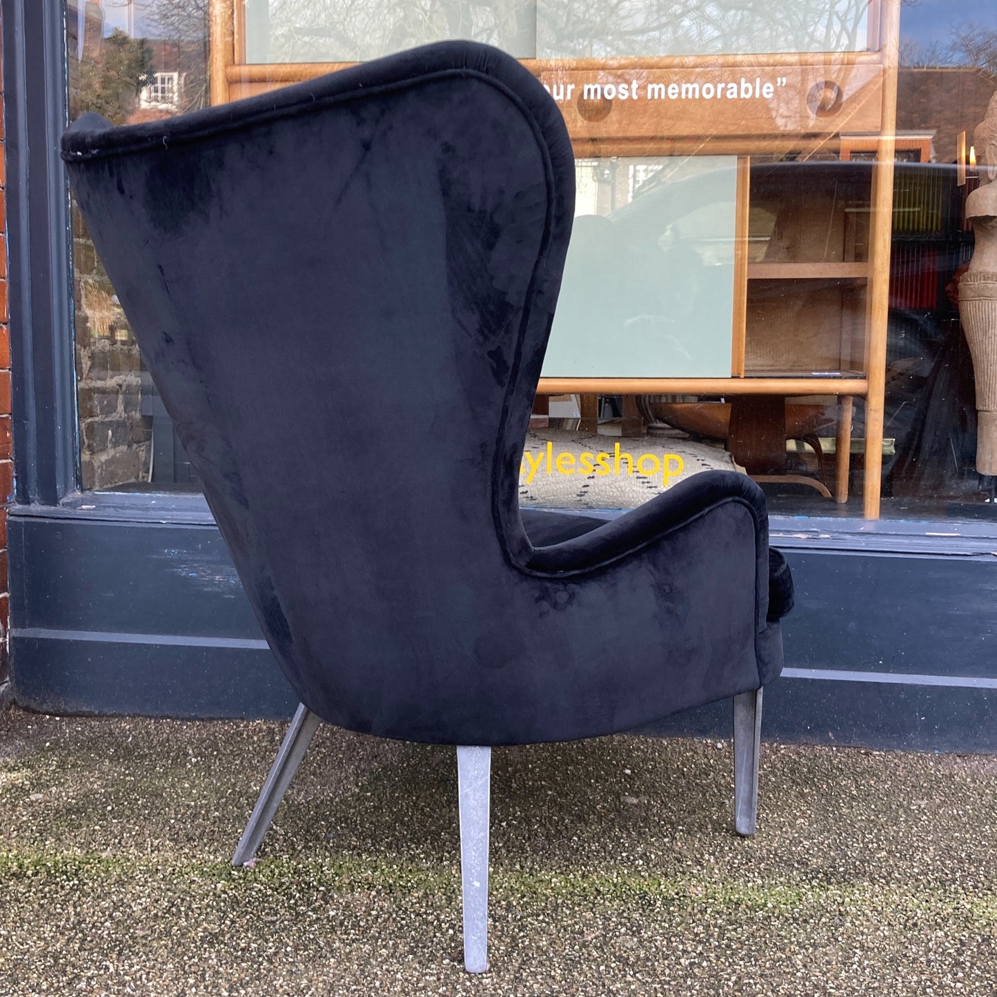 Da1 Ernest Race Armchair