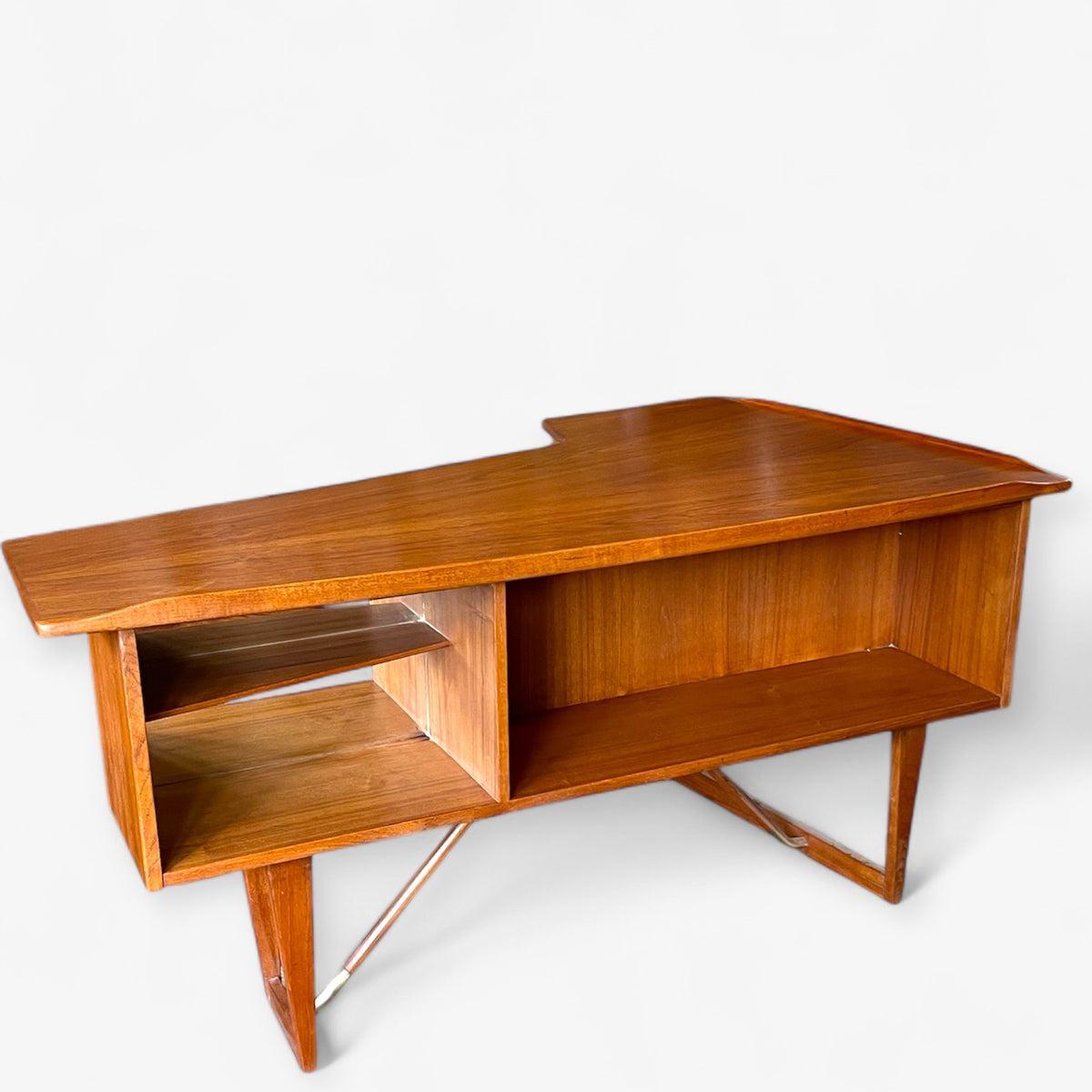 Peter Løvig Nielsen Boomerang Desk