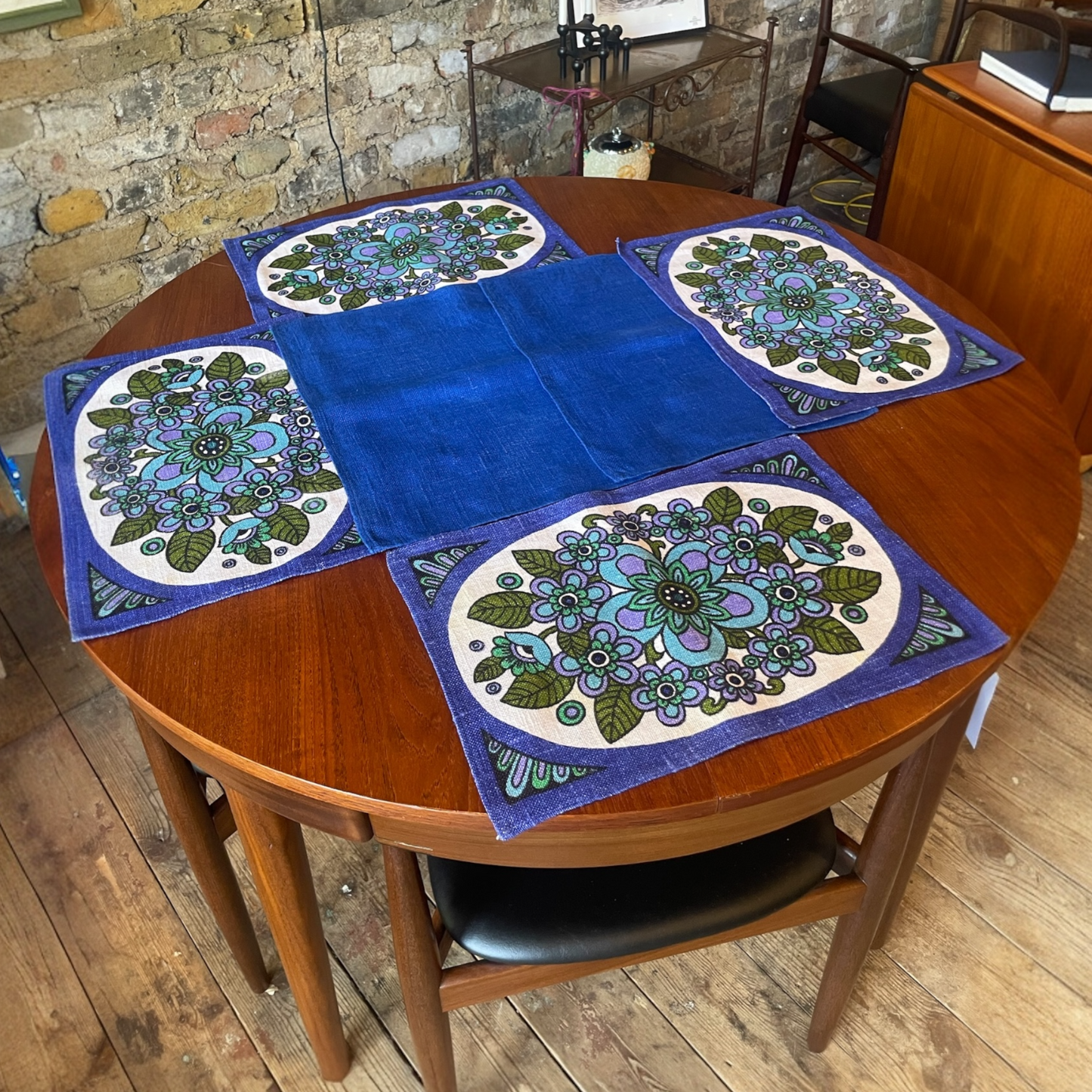 Midcentury Linen Placemats