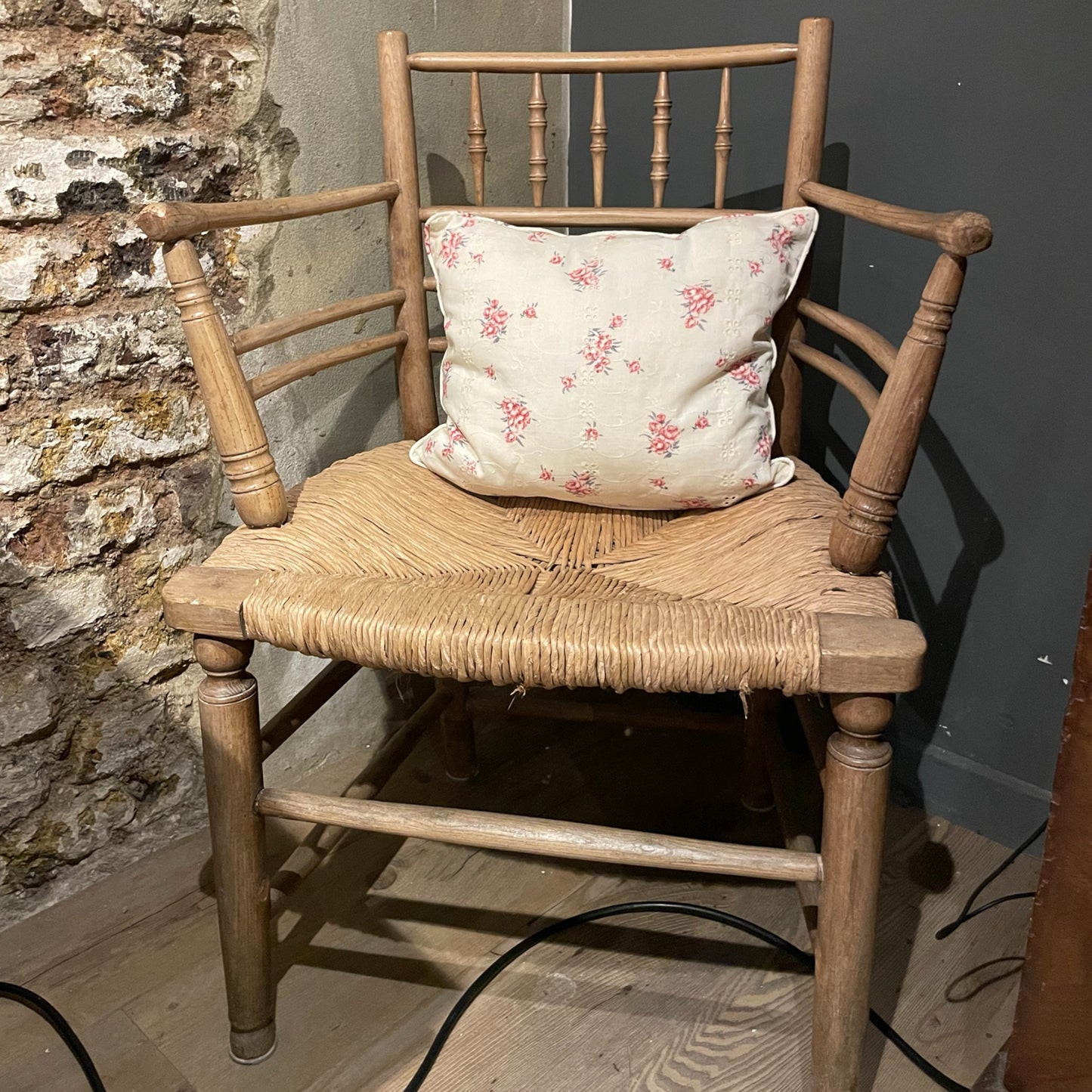 Vintage Rush Seated Armchair