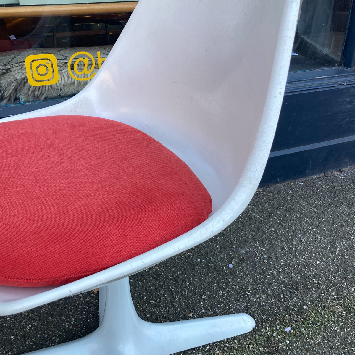 Arkana Tulip Chair