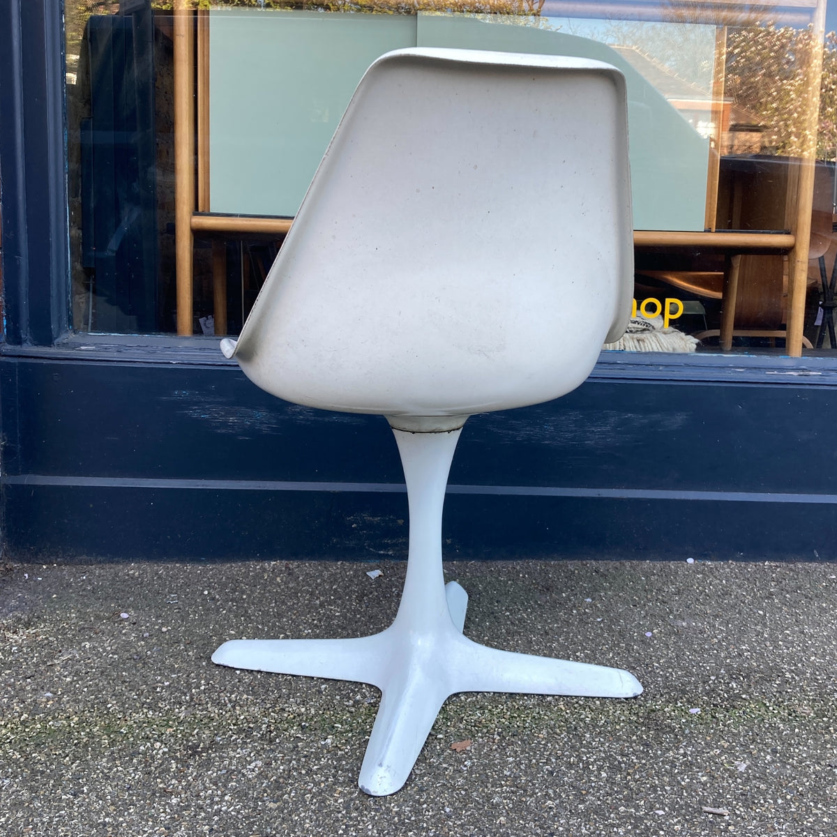 Arkana Tulip Chair