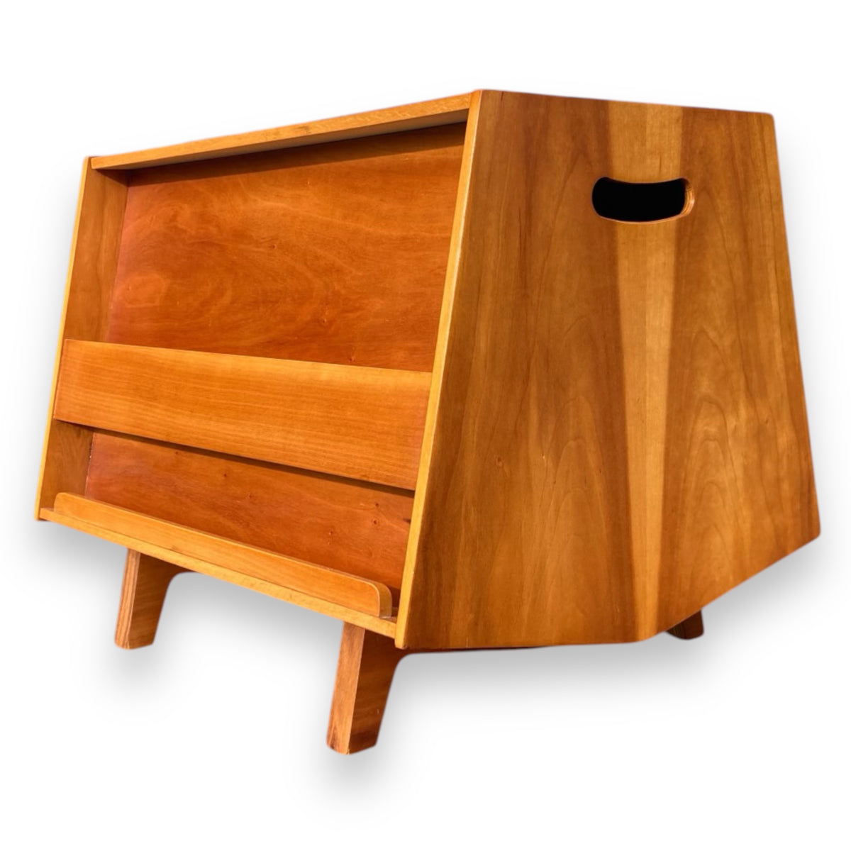 Isokon Bottleship Mark 2