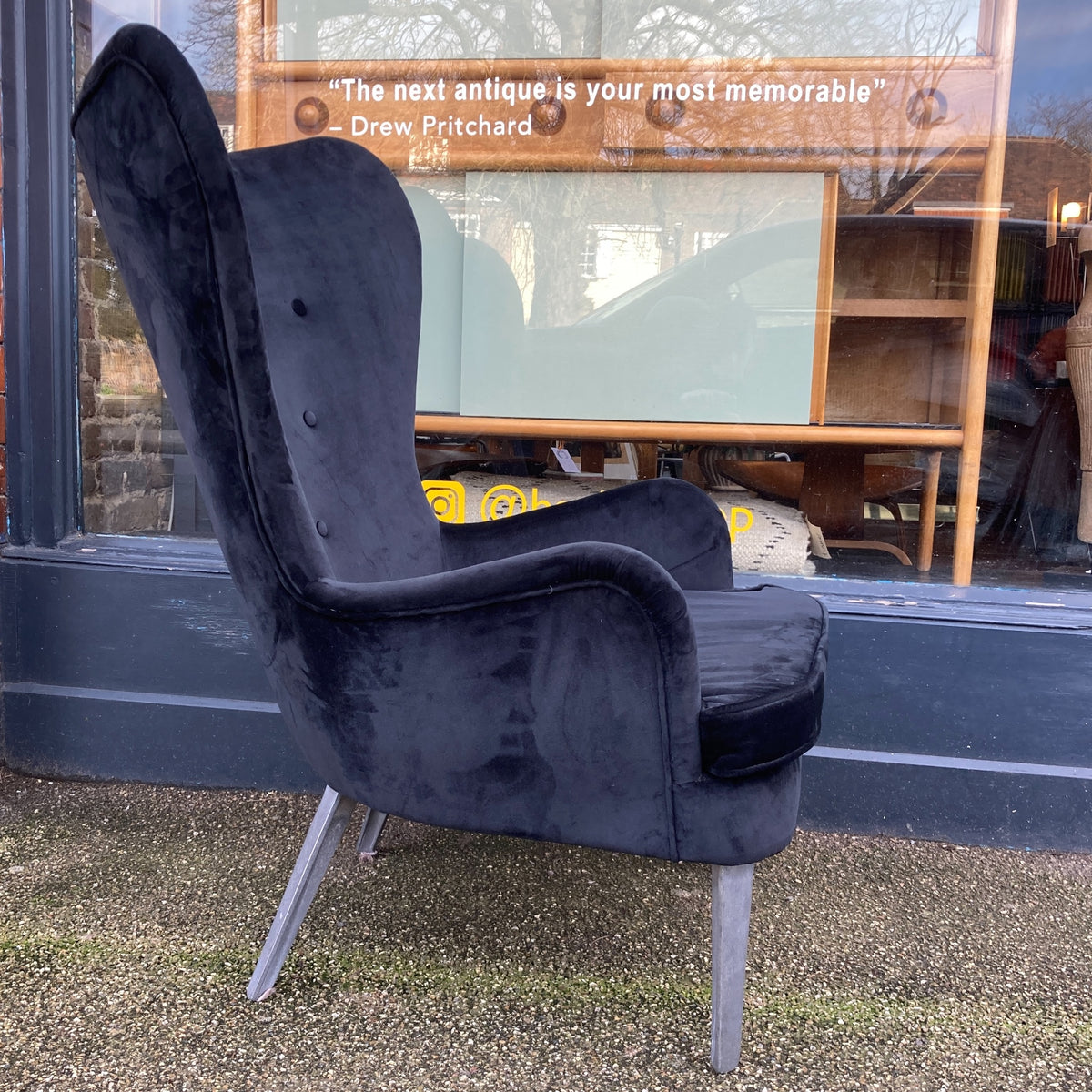 Da1 Ernest Race Armchair