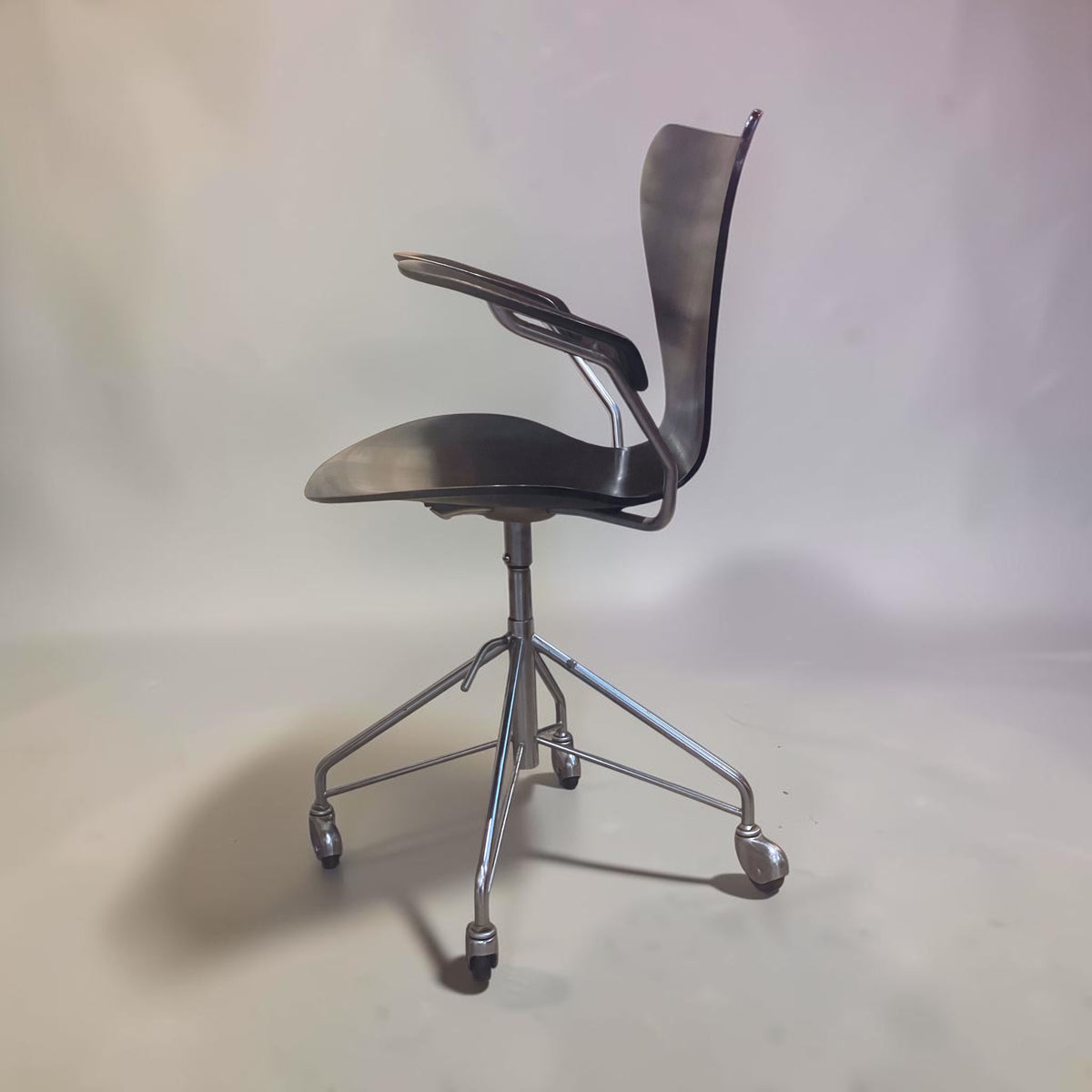 Early Arne Jacobsen Desk Chair