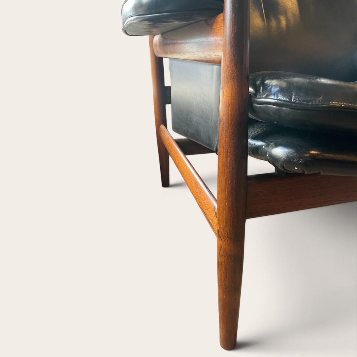 Finn Juhl Rosewood Bwana Chair Set
