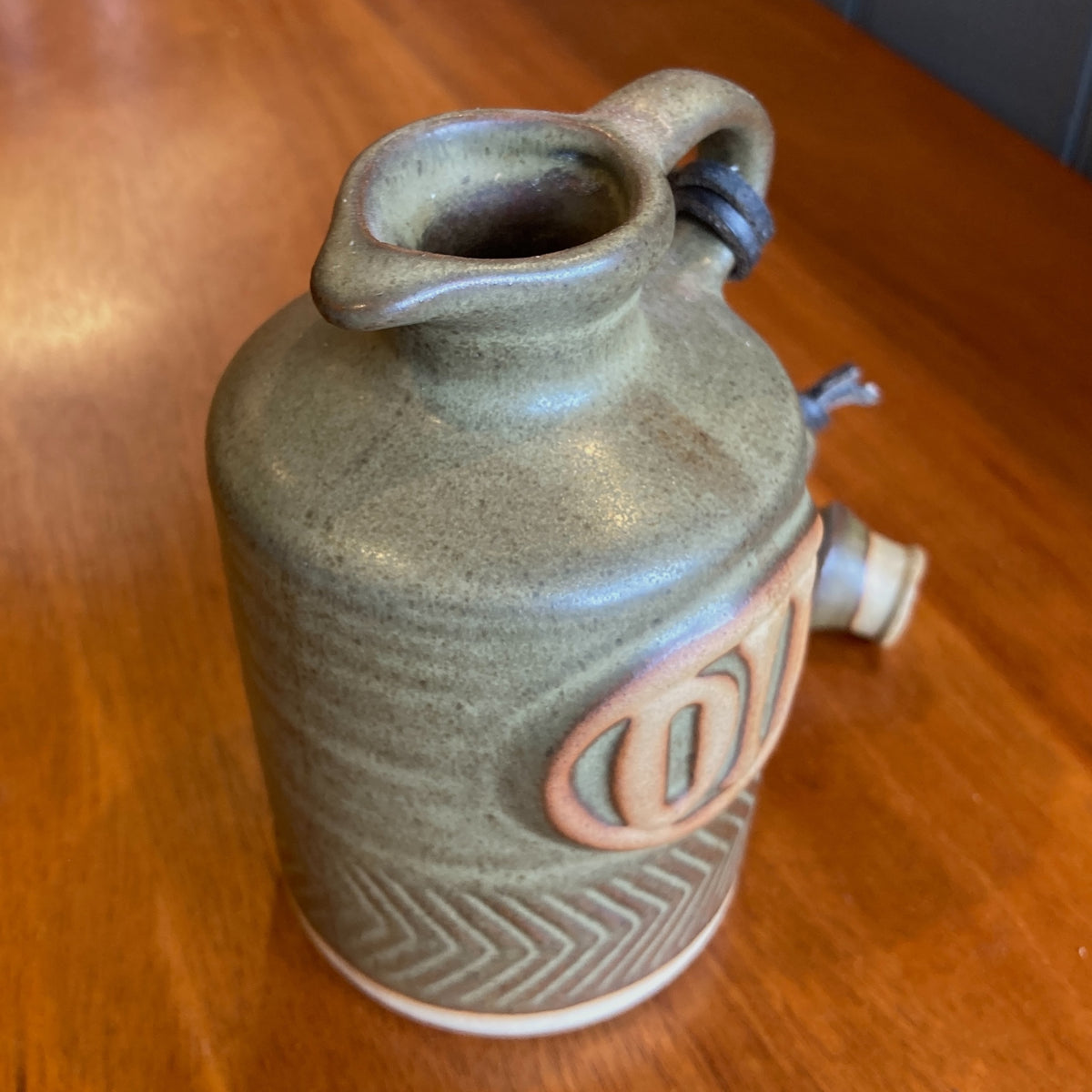 Tremar Pottery Oil & Vinegar
