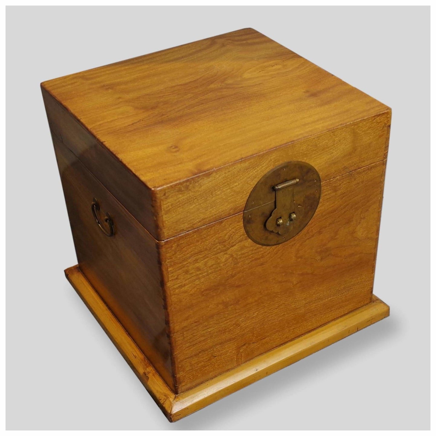 Furniture - Camphor Wood Lift Top Trunk