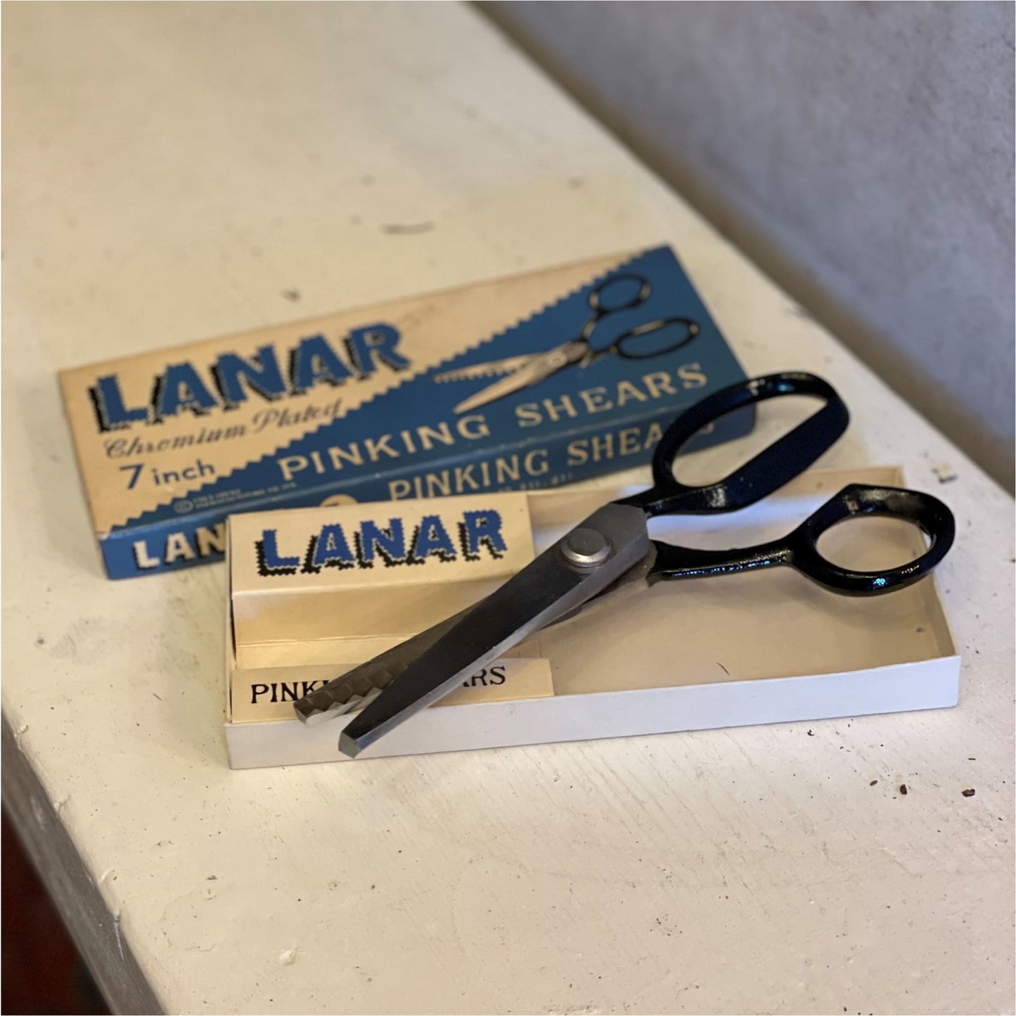 Lanar Vintage Pinking Shears - Miscellaneous