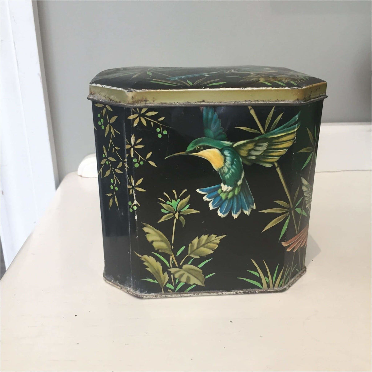 Miscellaneous - Vintage Tins