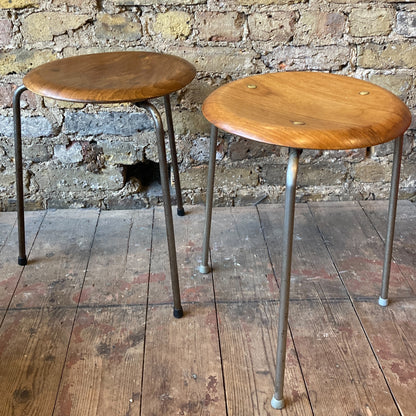 Fritz Hansen 3170 Dot Stool