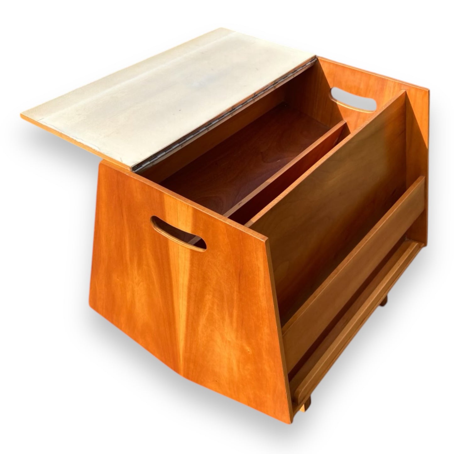 Isokon Bottleship Mark 2