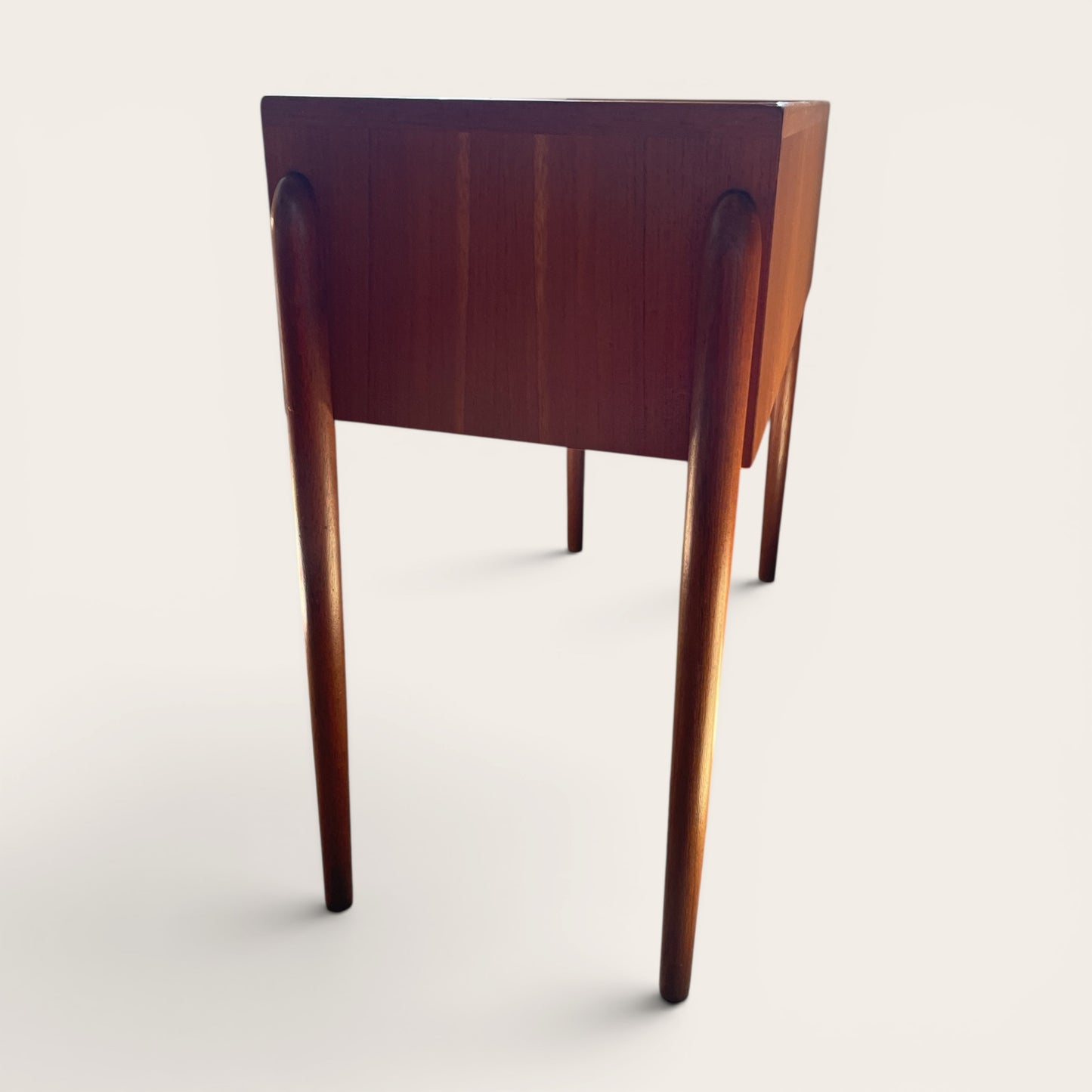 Arne Vodder Side Table