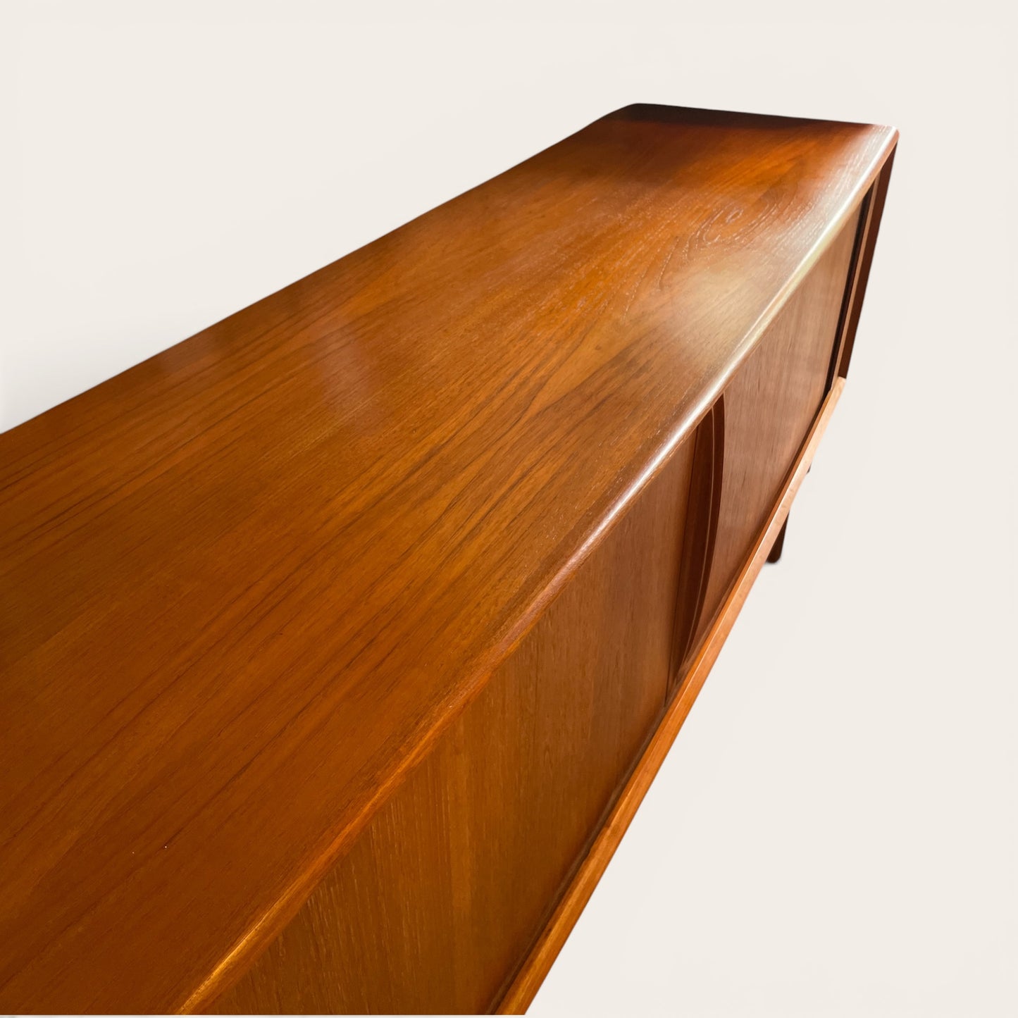 Bernhard Pedersen Sideboard