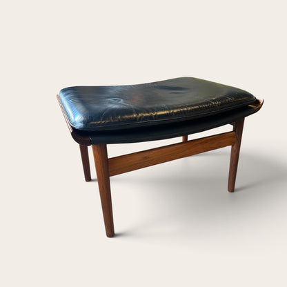 Finn Juhl Rosewood Bwana Chair Set