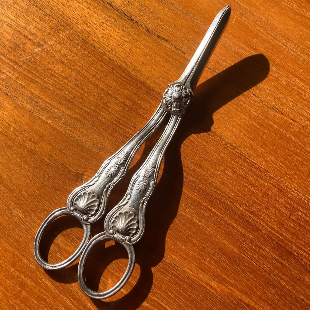 Victorian Grape Scissors