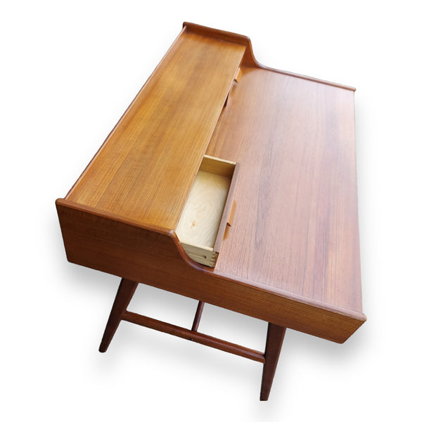 Vintage Midcentury Model 64 Writing Desk