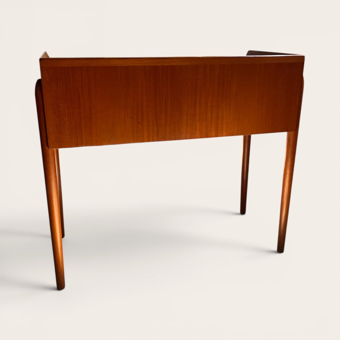 Arne Vodder Side Table