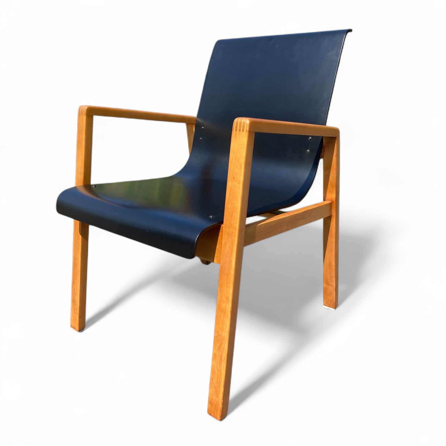Alvar Aalto Hallway Chair