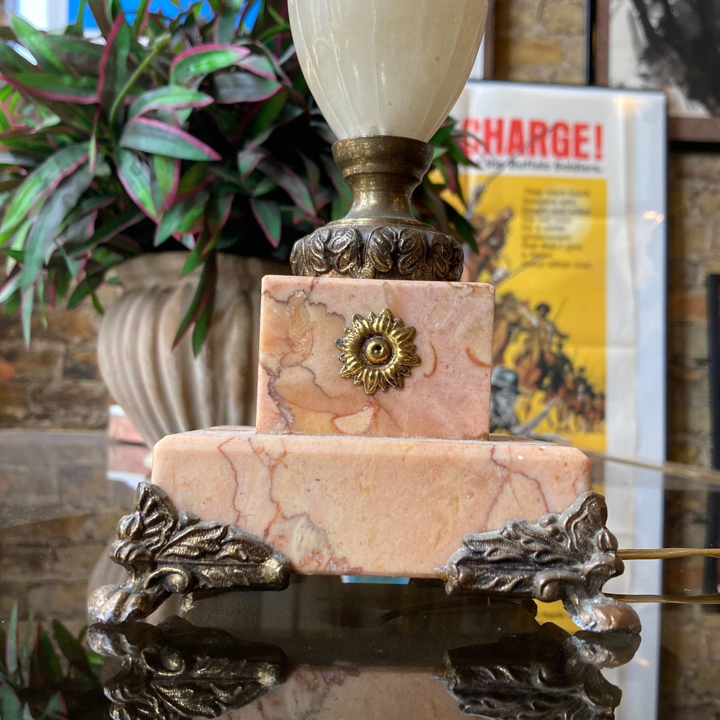 Small Cream Onyx Lamp