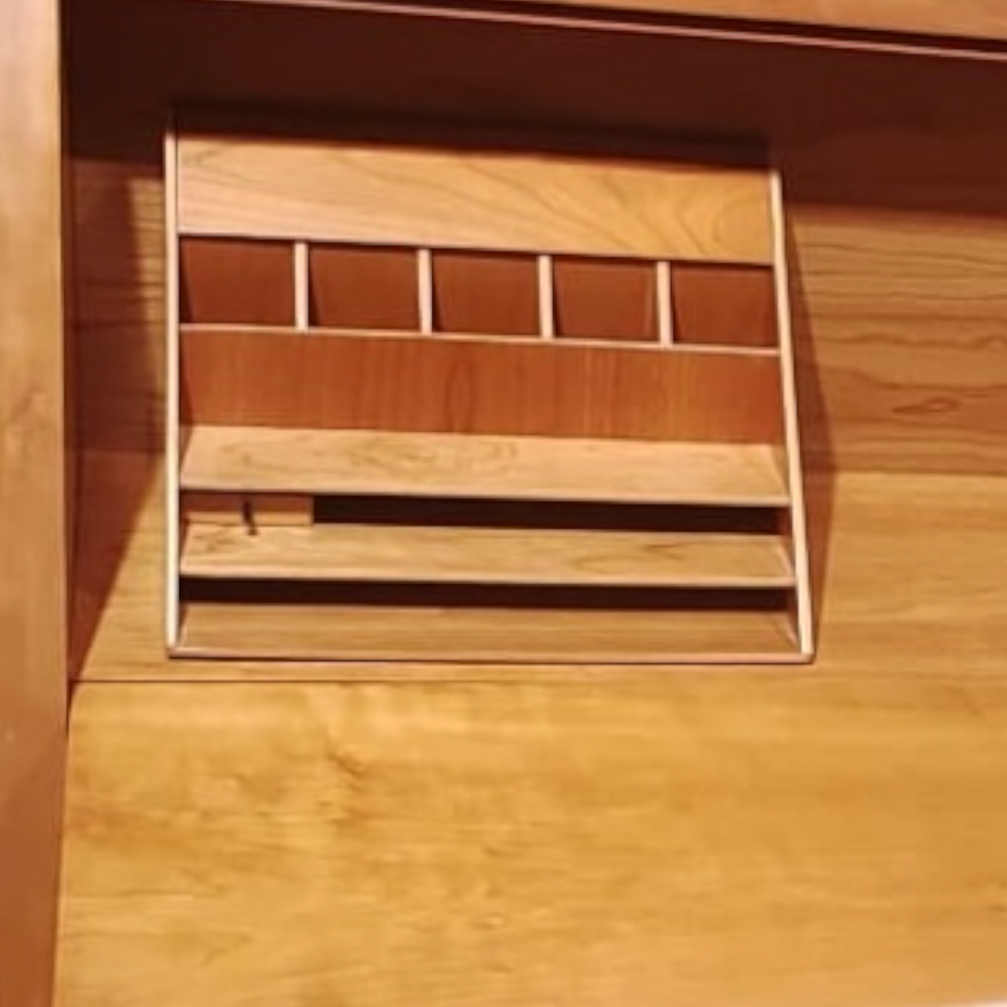 Pedro Miralles Claver Desk