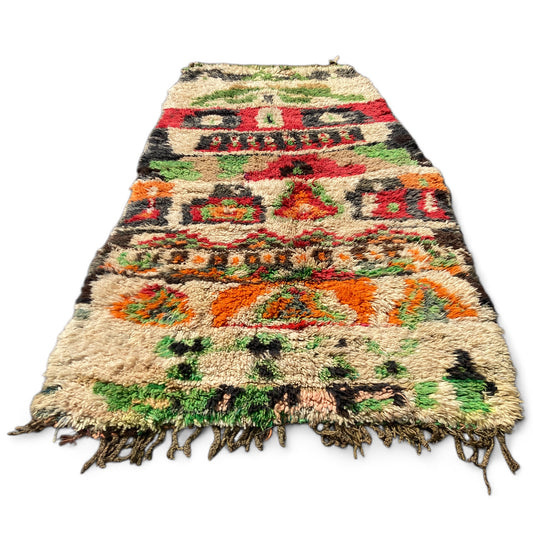 Ait Bou Ichaouen vintage rug