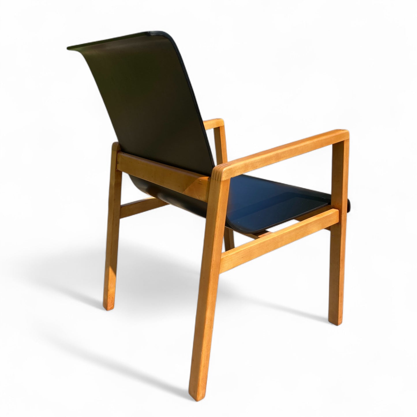 Alvar Aalto Hallway Chair