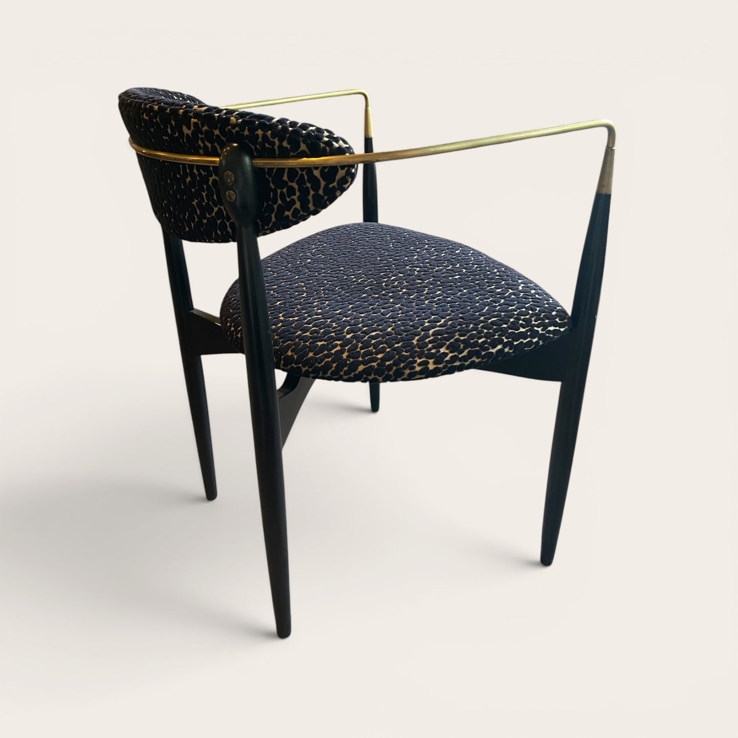 Dan Johnson Viscount Chairs