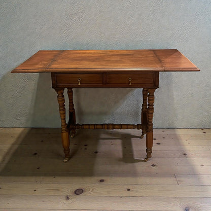 Victorian Mahogany Desk