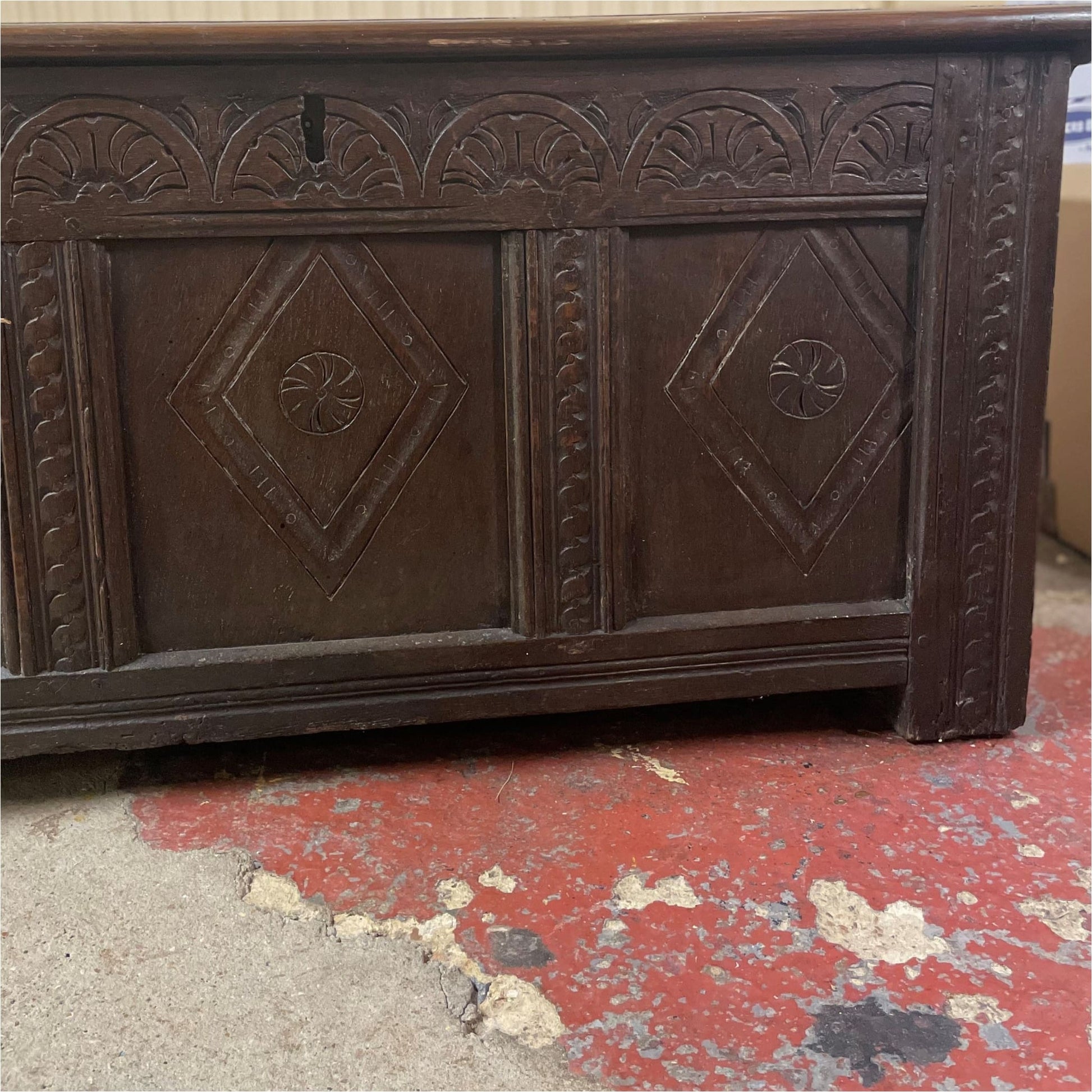 Oak Coffer C17th - Furniture