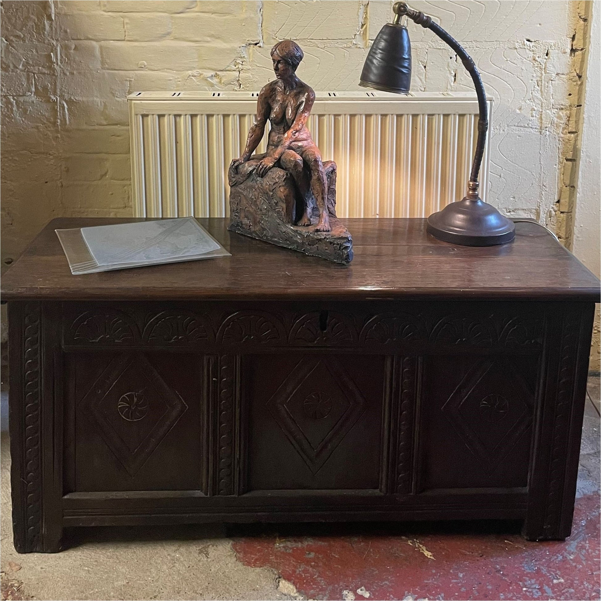 C17th Oak Coffer - Furniture