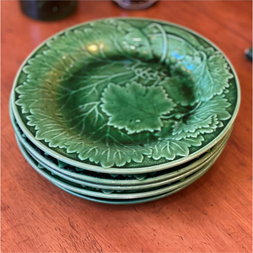 Majolica Green Leaf Plate - Ceramics