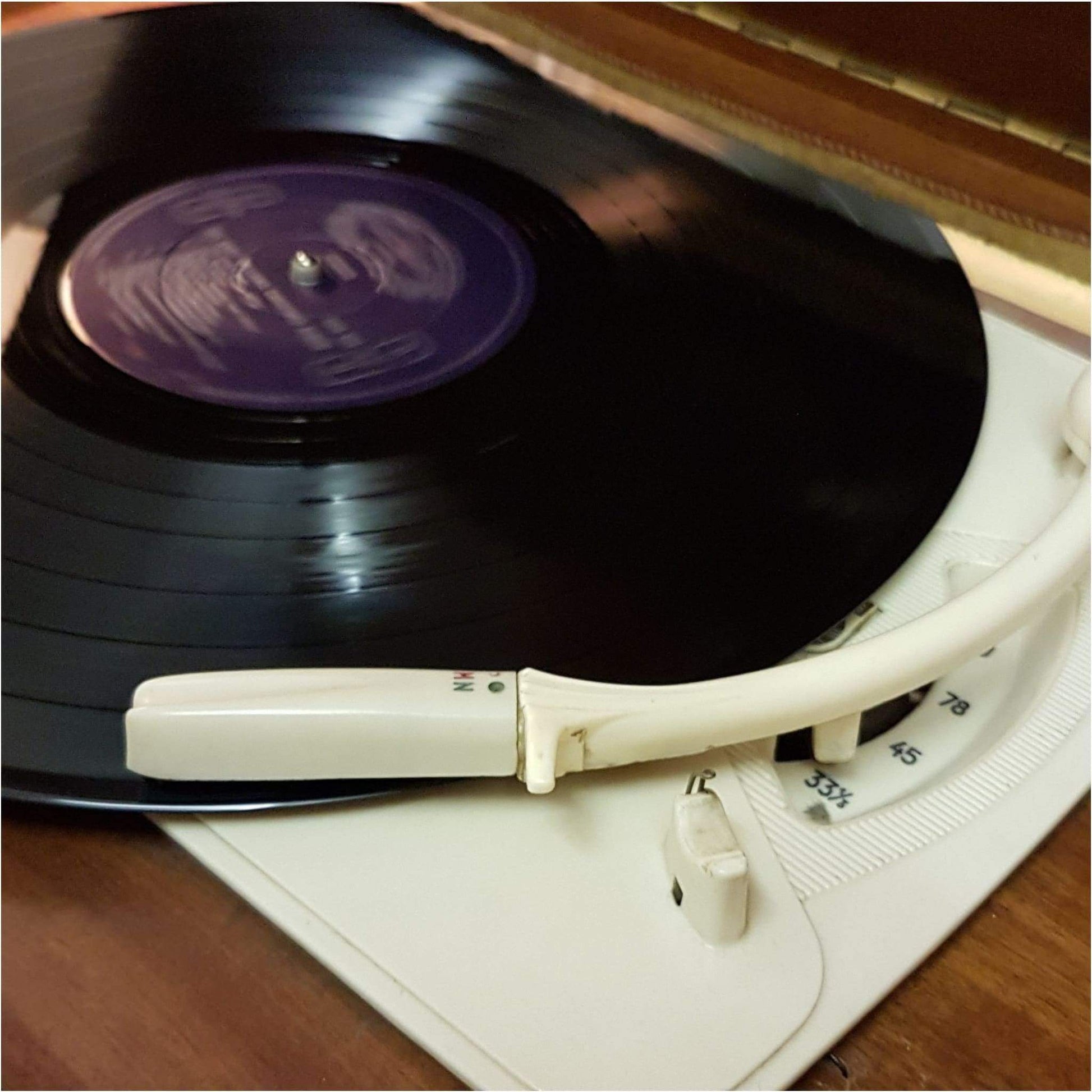 Miscellaneous - 1955 Radio Tonfunk Violetta With Philips Stereo Turntable